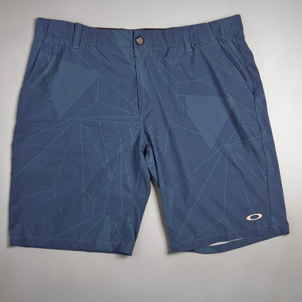 Oakley‎ Blue Performance Golf Shorts Mens Size 38